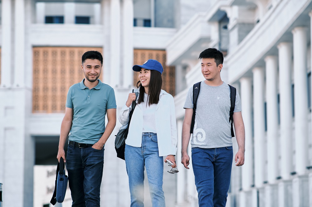 Мемлекеттік басқару докторы