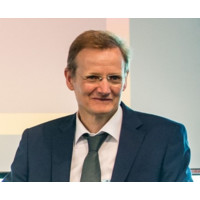 Людгер Шукнехт