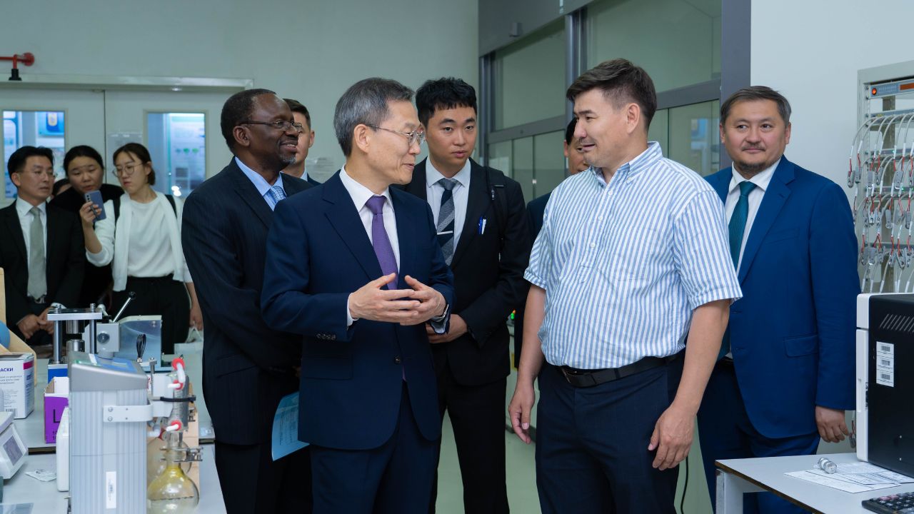 NU-да Қазақстан-Корея ғылыми-техникалық ынтымақтастықты нығайту мәселелері талқыланды