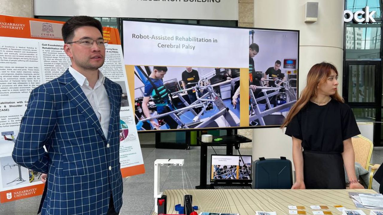 Реабилитационные роботы представлены на крупнейшем медицинском конгрессе в Казахстане