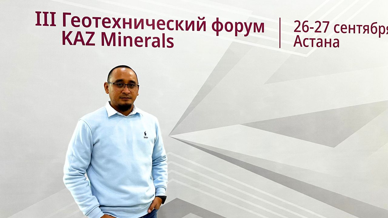 Тау-кен өңдеу кешенімен байланыс: геотехника саласының студенттері нақты мәселелерді шешуде