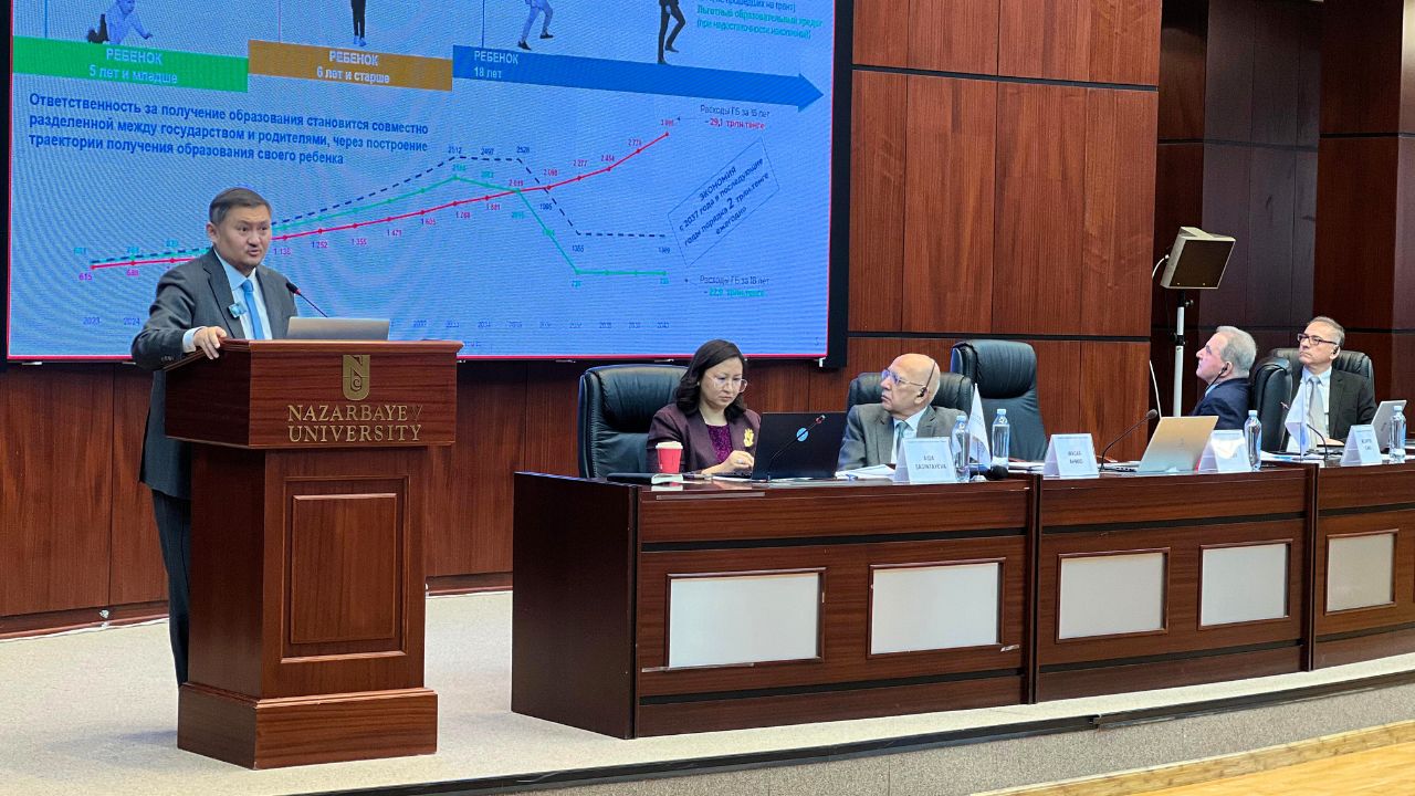 Декандар мектебі: Министр Саясат Нұрбек білім саласындағы өзгерістер туралы айтты