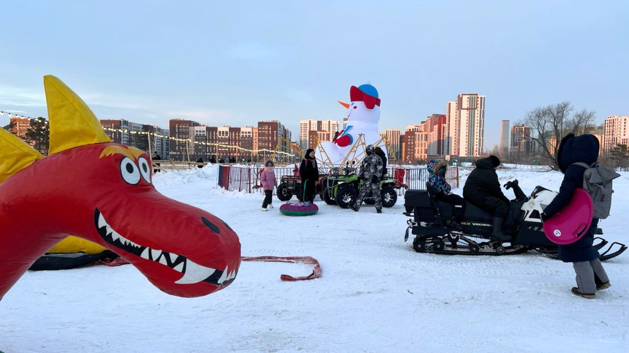 Nazarbayev University қала тұрғындарына қолдануға қысқы саябақ ашты
