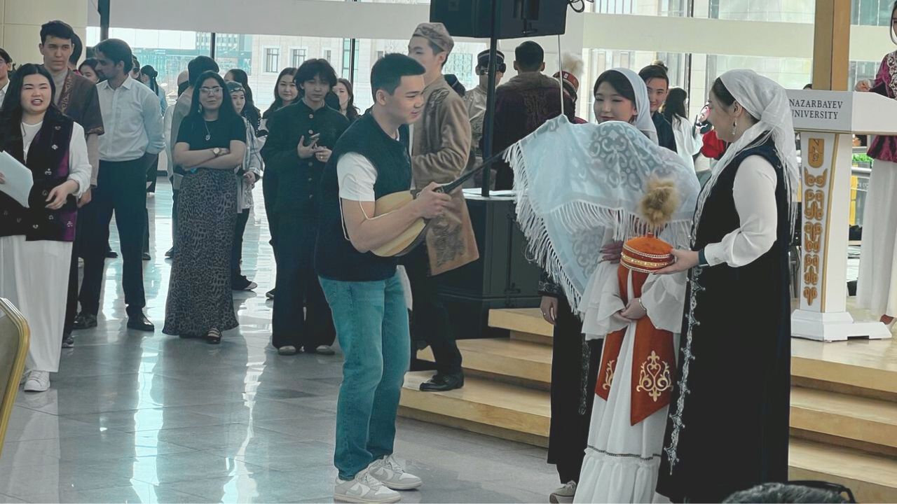 Айтыс, беташар және арқан тарту: NU-да Наурыз мейрамы сән-салтанатпен тойланды