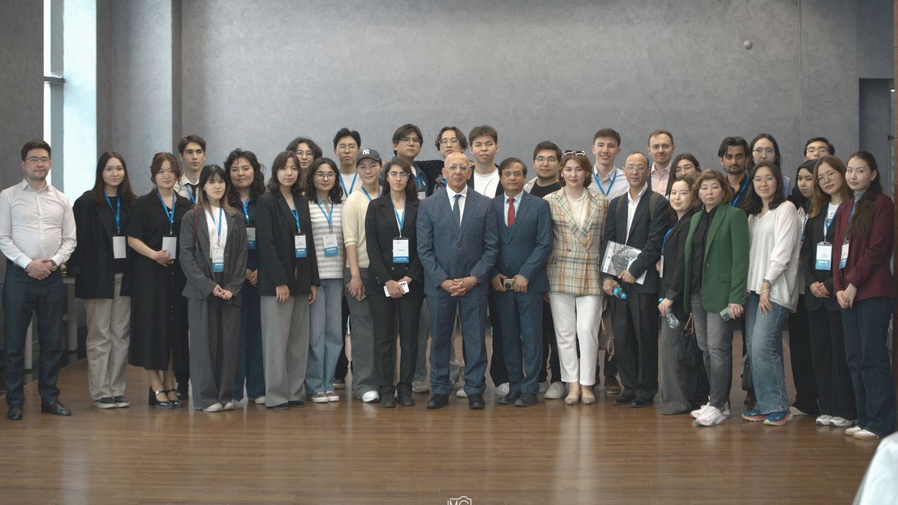 NU-да ЖИ және робототехника бойынша алғашқы халықаралық конференция ашылды