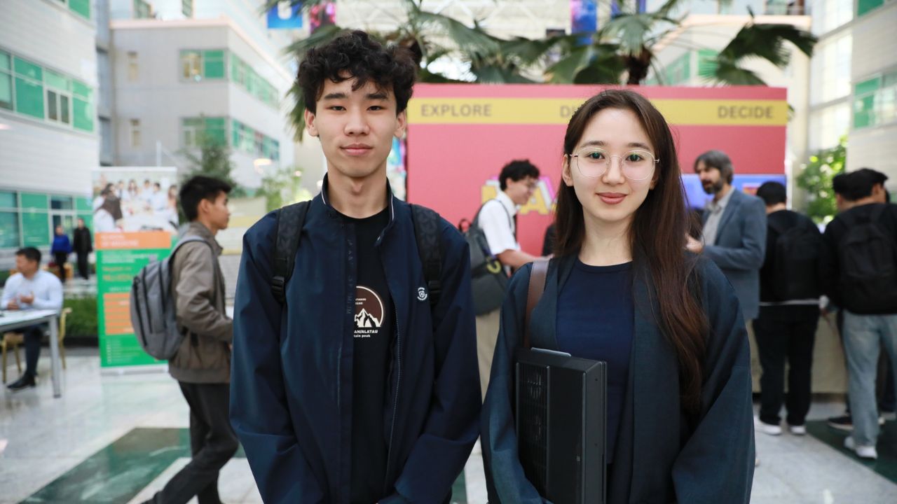 Majors Fair: бірінші курс студенттері өз жолын таңдауда