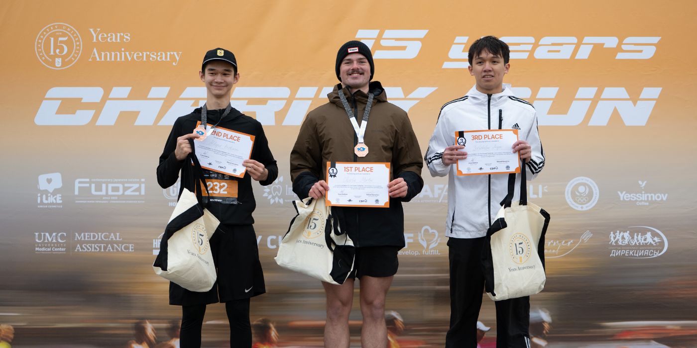 NU қауымдастығы 15 жылдыққа арналған қайырымдылық жүгіруде бірікті