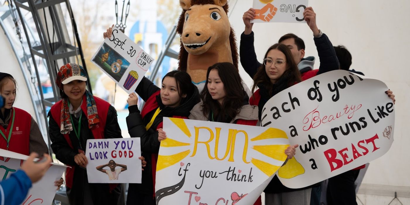 NU қауымдастығы 15 жылдыққа арналған қайырымдылық жүгіруде бірікті