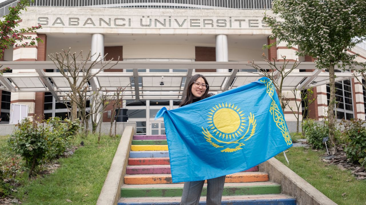 NU студенттері академиялық алмасу арқылы әлемді тануда