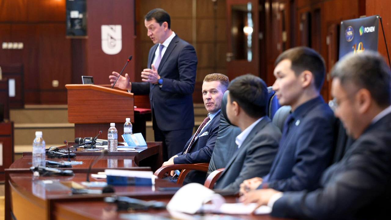 Университеттер мен өндіруші компаниялар арасындағы өзара байланысты дамыту мәселесі талқыланды