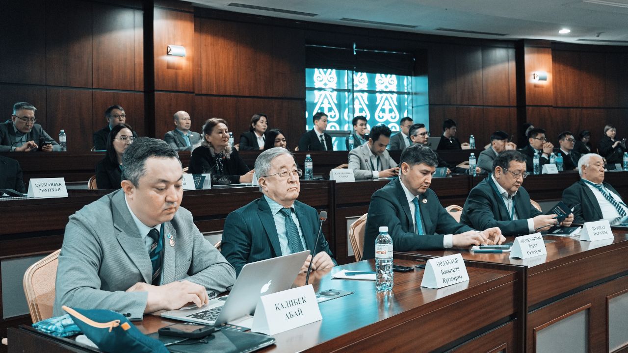 Ғылыми диаспора және Қазақстанның дамуы: бұл тақырып NU-де талқыланды