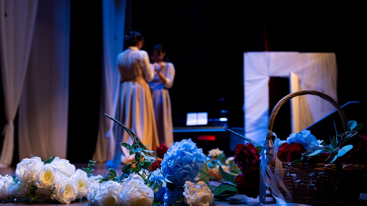 Kazakh Stage ұсынған «Тәкаппар Ғашықтар» қойылымы көрермен көзайымына айналды