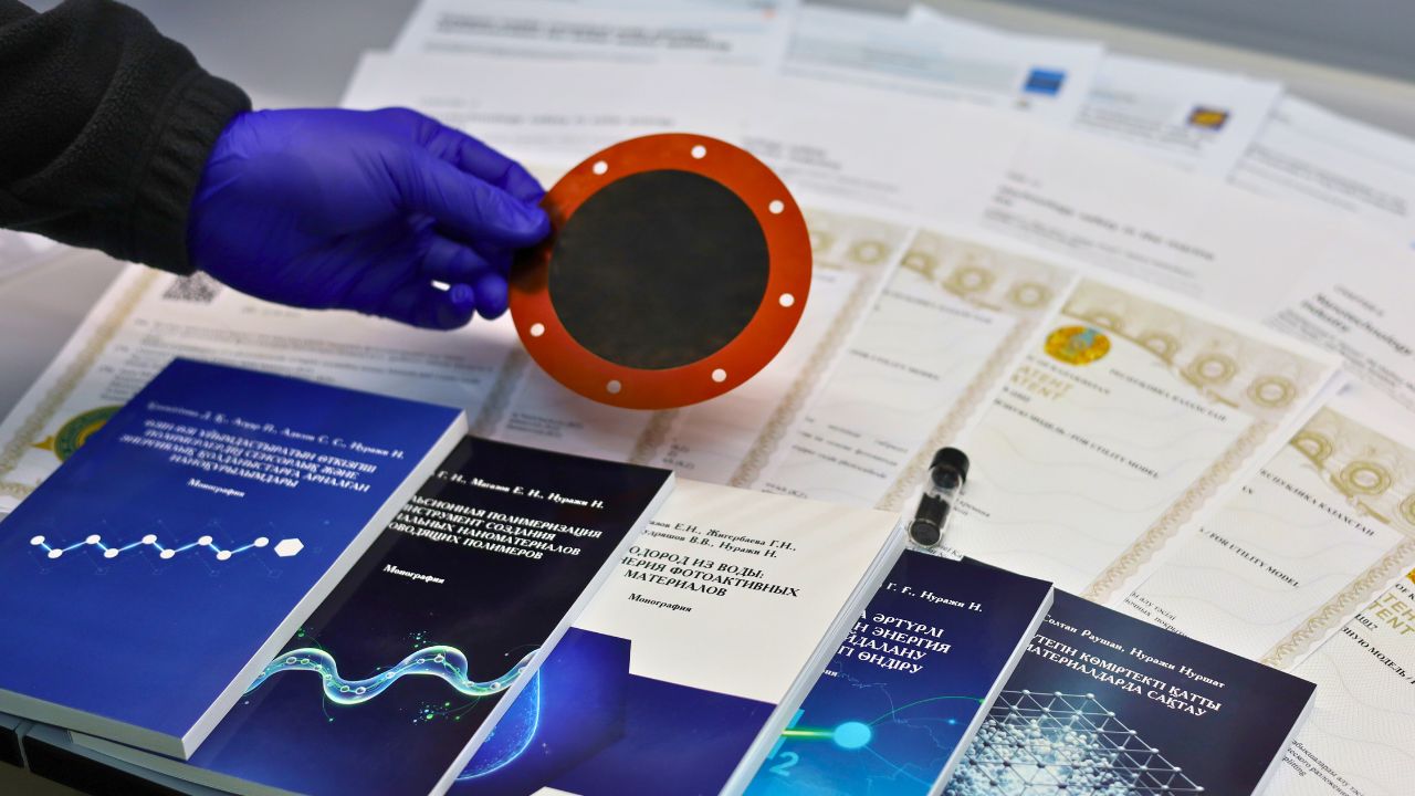 Ғалымдар «жасыл сутегі» өндіретін алғашқы отандық қондырғыны іске қосты